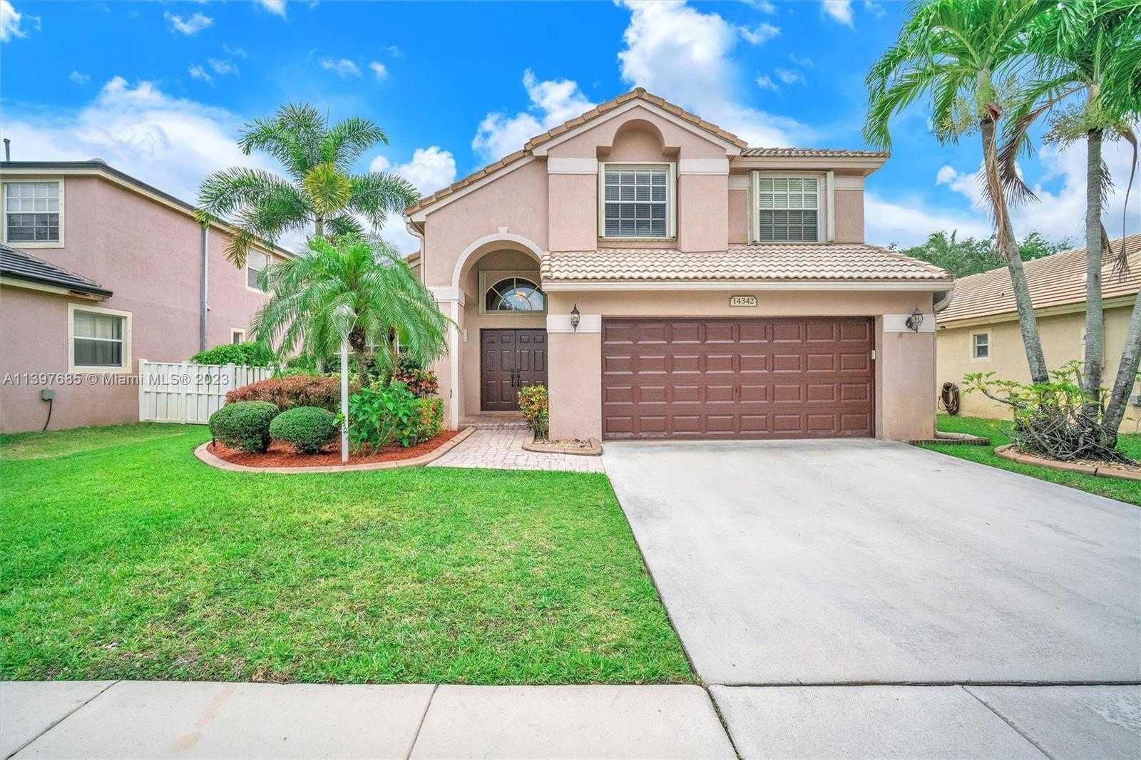 14342 14th Ct, Pembroke Pines, Single Family Home,  for sale, Nuray Tokcan Arik, Mcdonald Realty